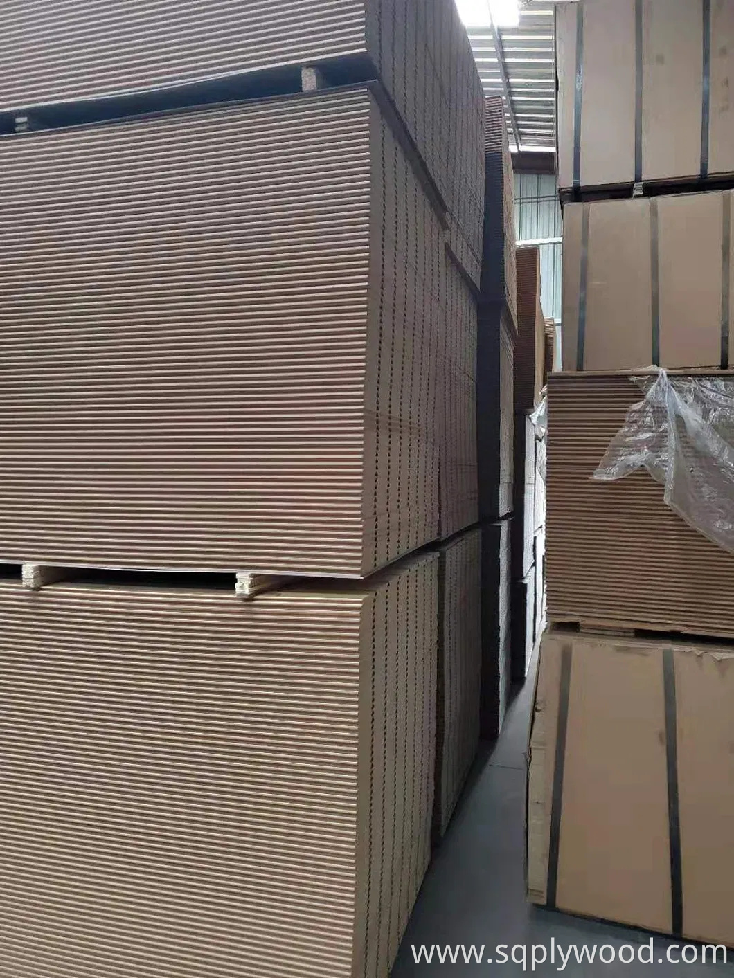 Horizontal Groove Length 2440mm Melamine Colors UV New Design MDF Slatwall Panel Slot Board